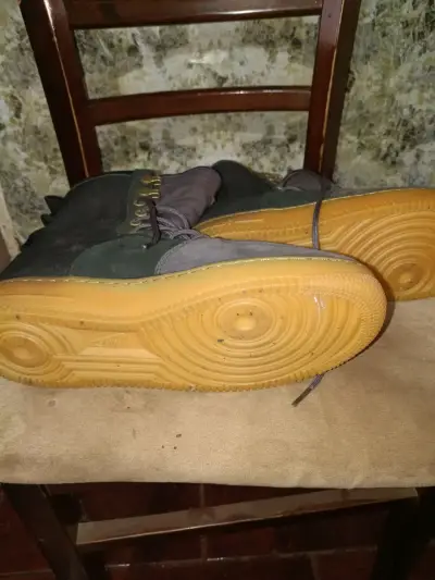 Botas de invierno con forro interior gris y verde - miniatura 2