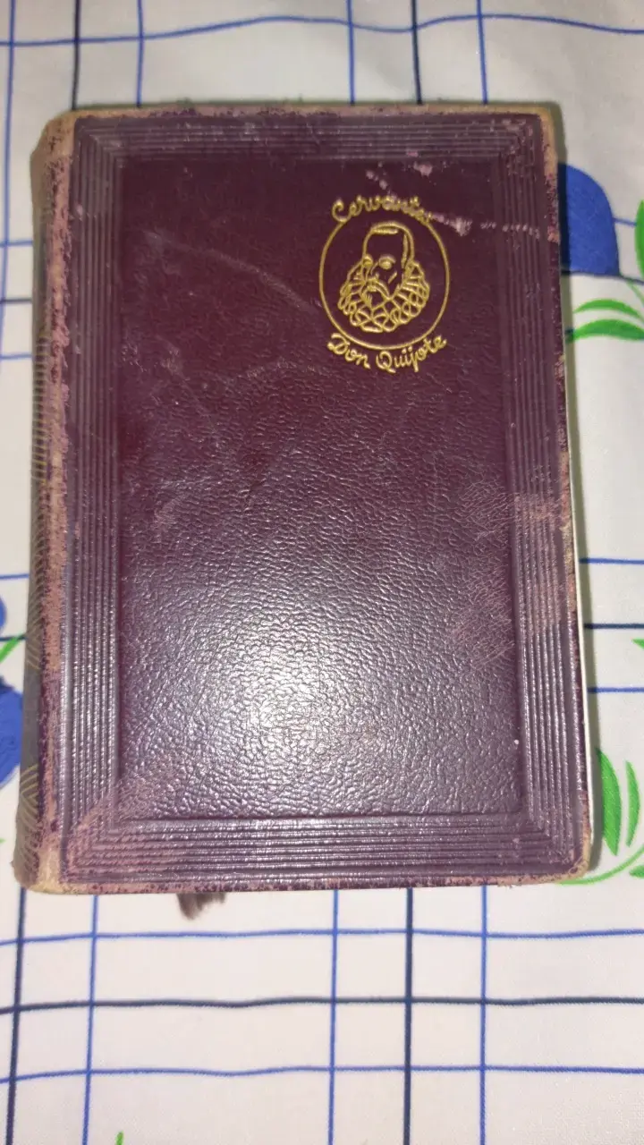 Libro antiguo Don Quijote de la Mancha - 1