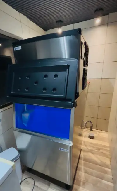 Máquina de Hielo - BRECA  340 kg / 24 hrs - miniatura 1