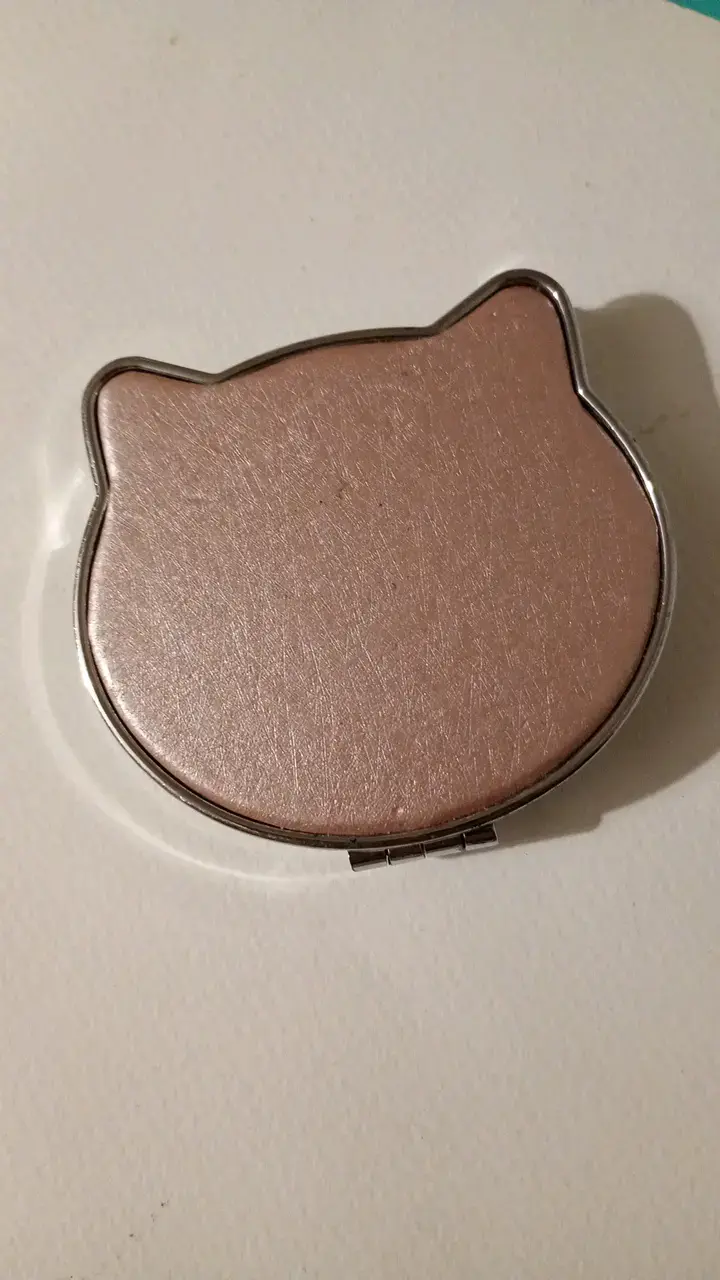 Espejo compacto con diseño de gato y brillo - 2
