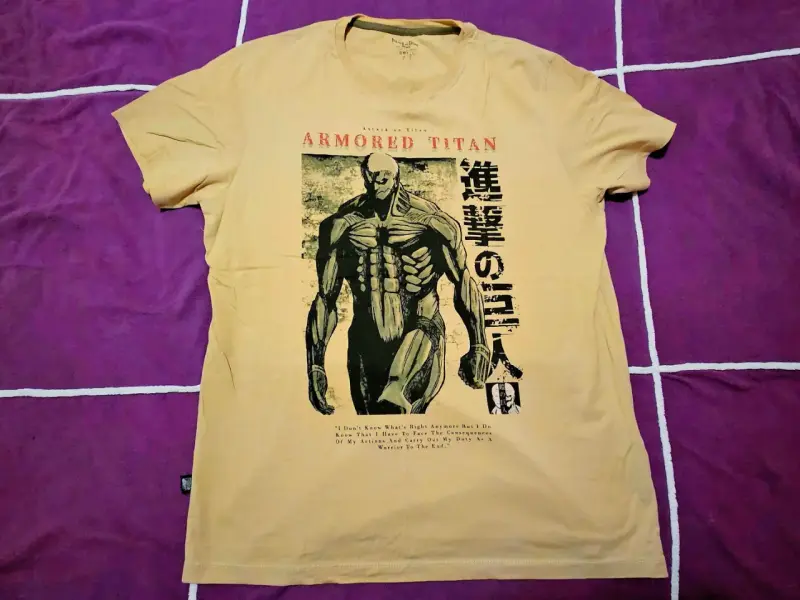 Polera Celio Attack on Titan hombre talla L - 1