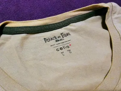 Polera Celio Attack on Titan hombre talla L - miniatura 2
