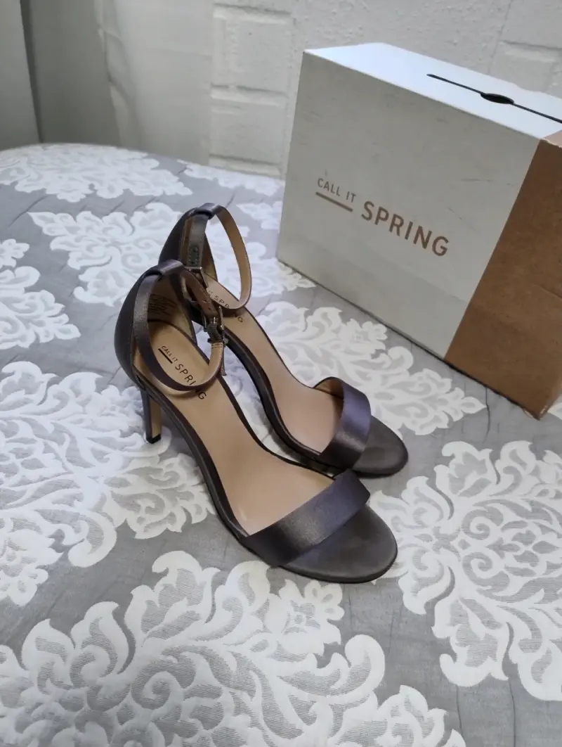 Sandalias de tacón alto Call It Spring gris - 1
