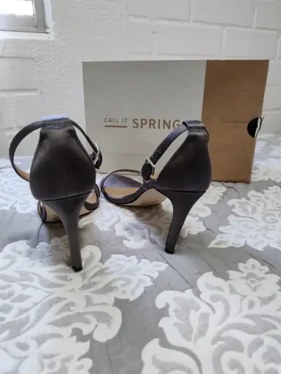 Sandalias de tacón alto Call It Spring gris - miniatura 3