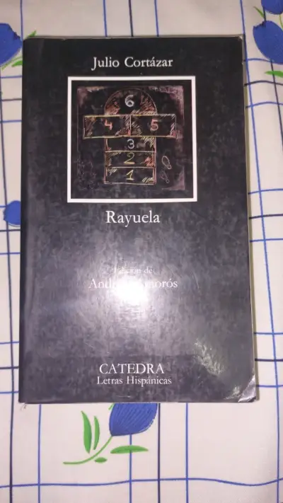 Libro Rayuela de Julio Cortázar Edición Cátedra - miniatura 1