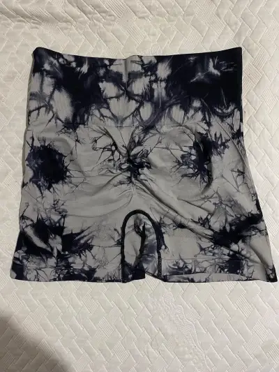Shorts deportivos de compresión para mujer en varios colores - miniatura 2