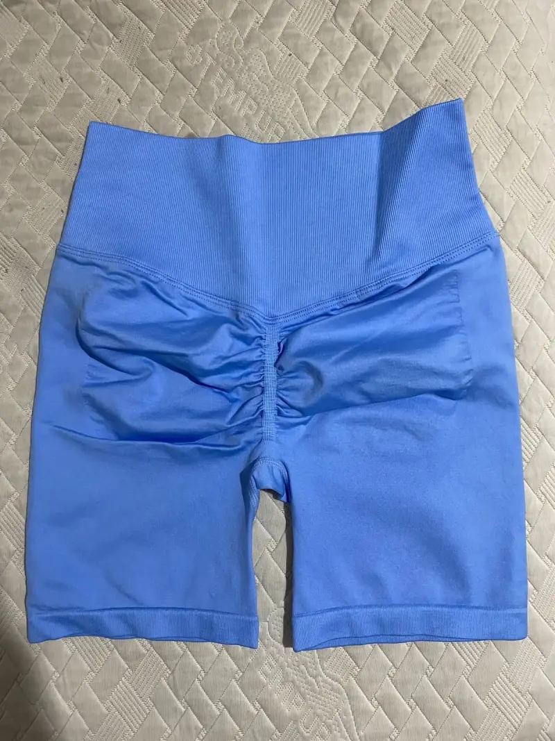 Shorts deportivos de compresión para mujer en varios colores - 3