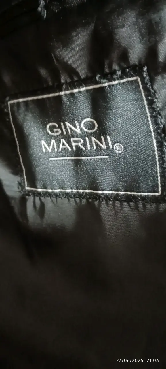 Blazer negro Gino Marini talla 50 y Stevens 52 - 1