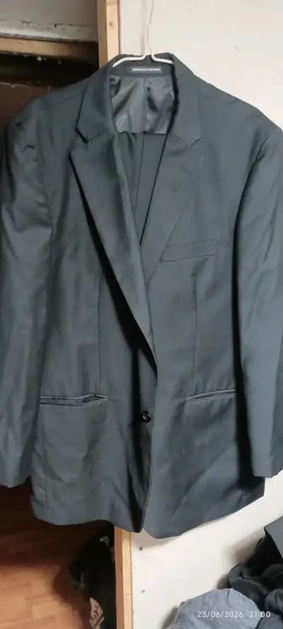 Blazer negro Gino Marini talla 50 y Stevens 52 - miniatura 6