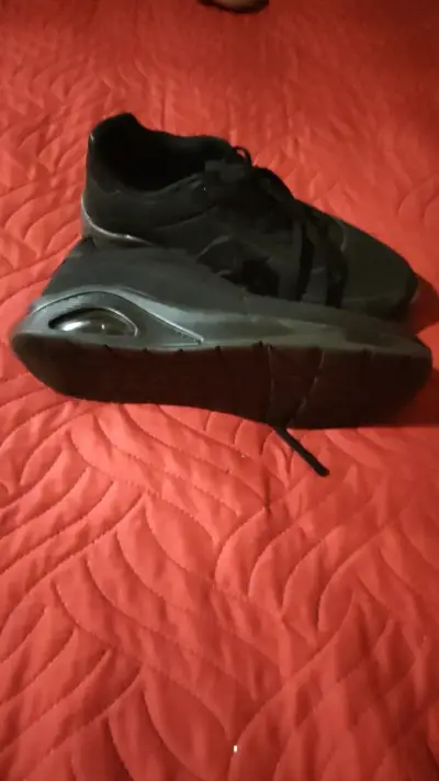 Zapatillas deportivas negras para hombre - miniatura 1