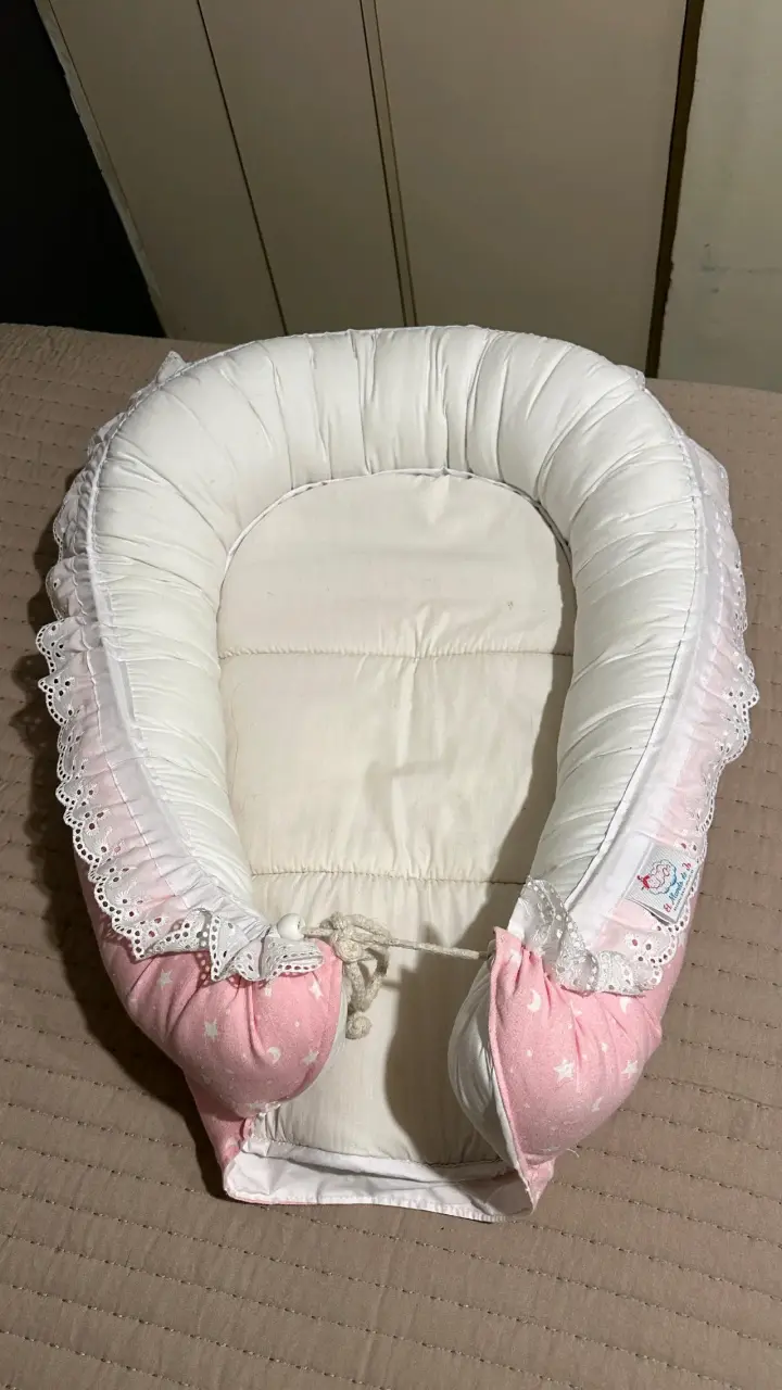 Cuna Nido para Bebé Rosa El Mundo de Jo