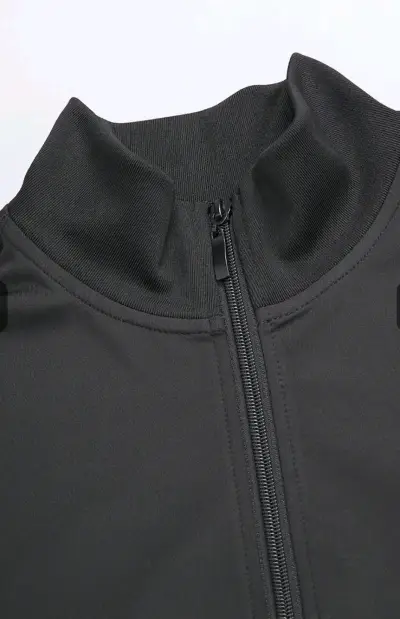 Chaqueta deportiva negra con cierre y rayas - miniatura 3