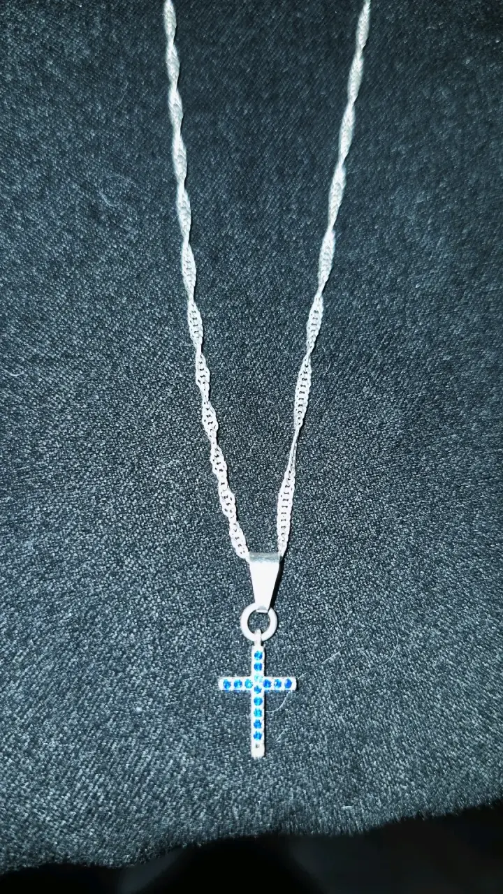 Cadena de plata 925 con colgante de cruz
