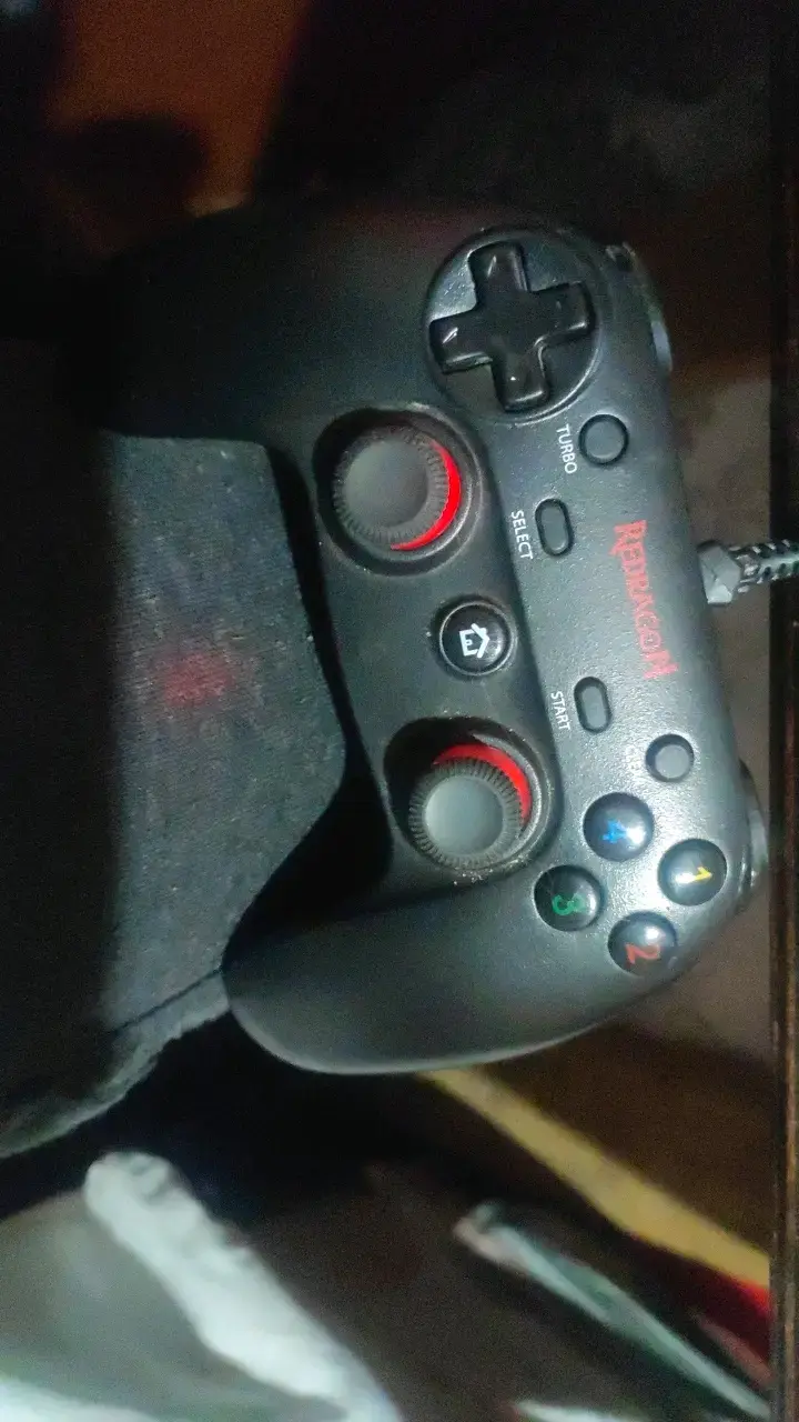 Control inalámbrico para videojuegos con luces LED - 2