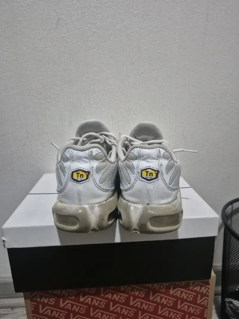 Zapatillas Nike Air Max Tn blancas usada - 3