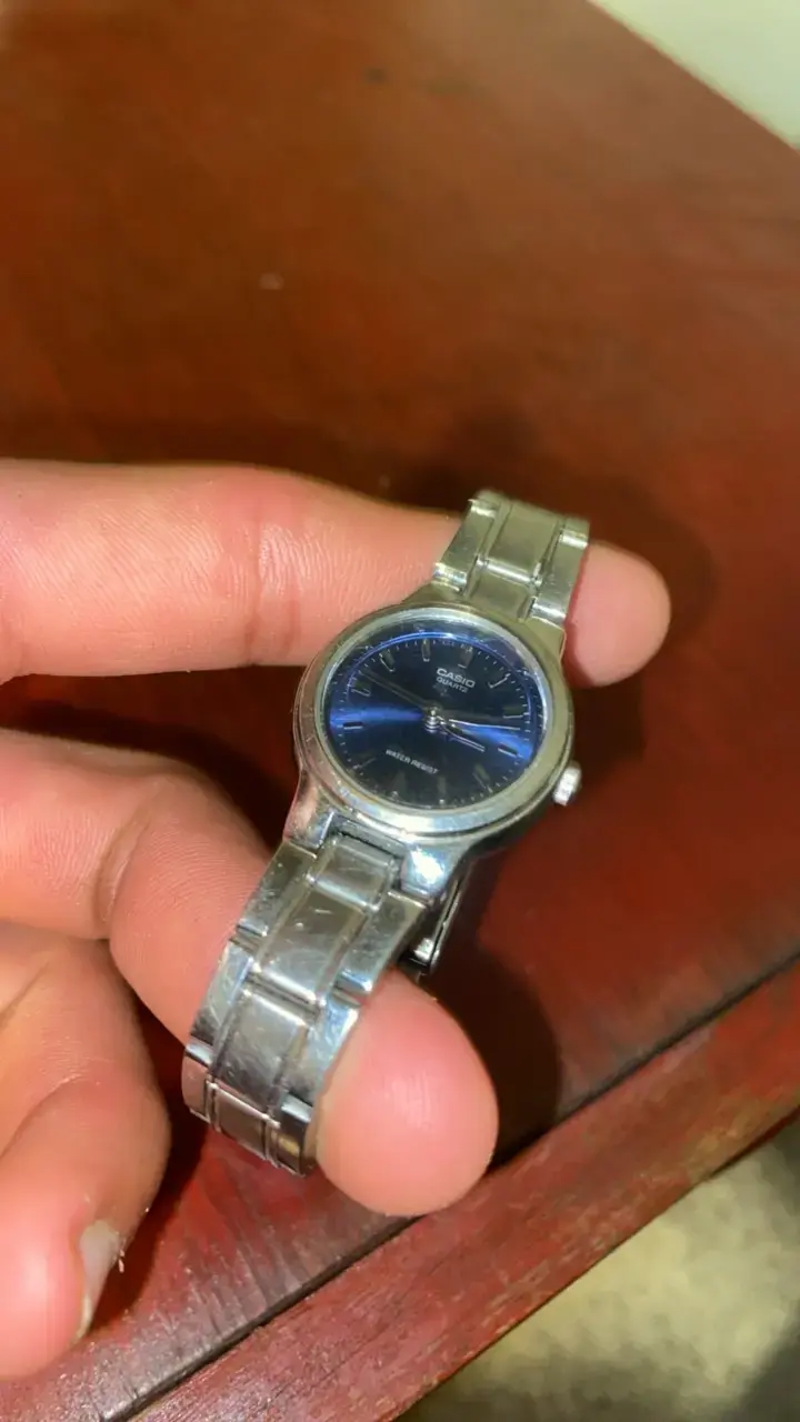 Reloj Casio de acero inoxidable para mujer - 2