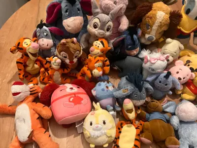 Peluches Disney y otros personajes - miniatura 2
