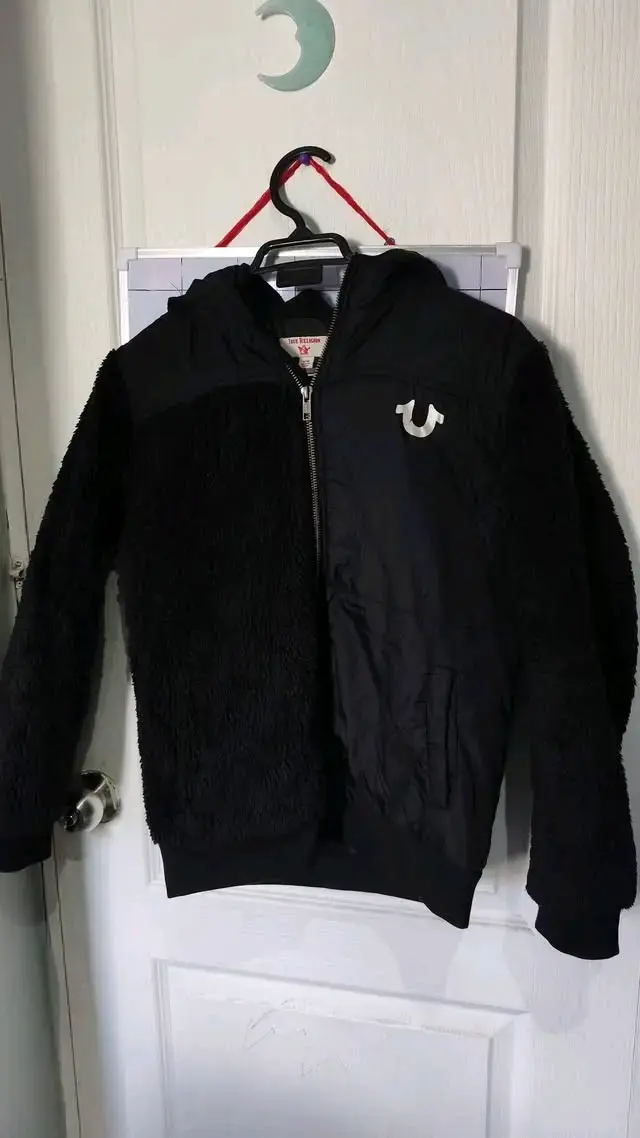 Chaqueta Negra True Religion con Capucha - 1