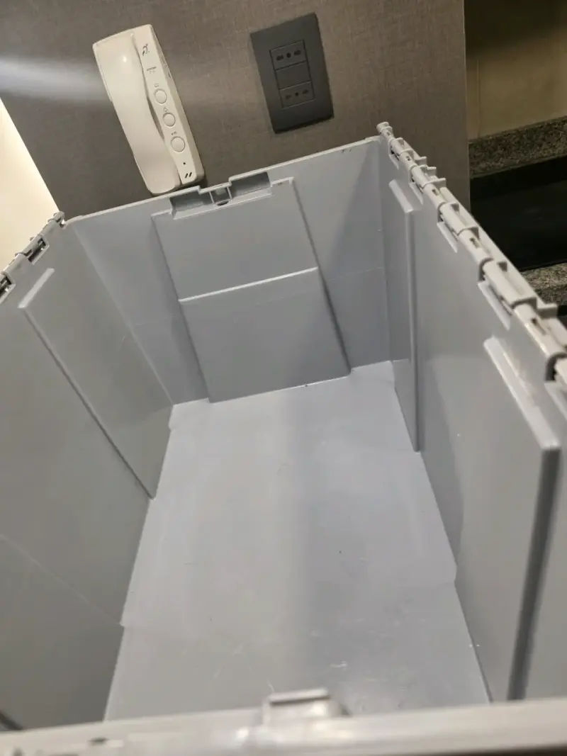 Caja plástica de almacenamiento gris - 2