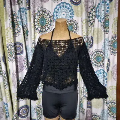 Conjunto tejido polera y top negro con flecos - miniatura 1