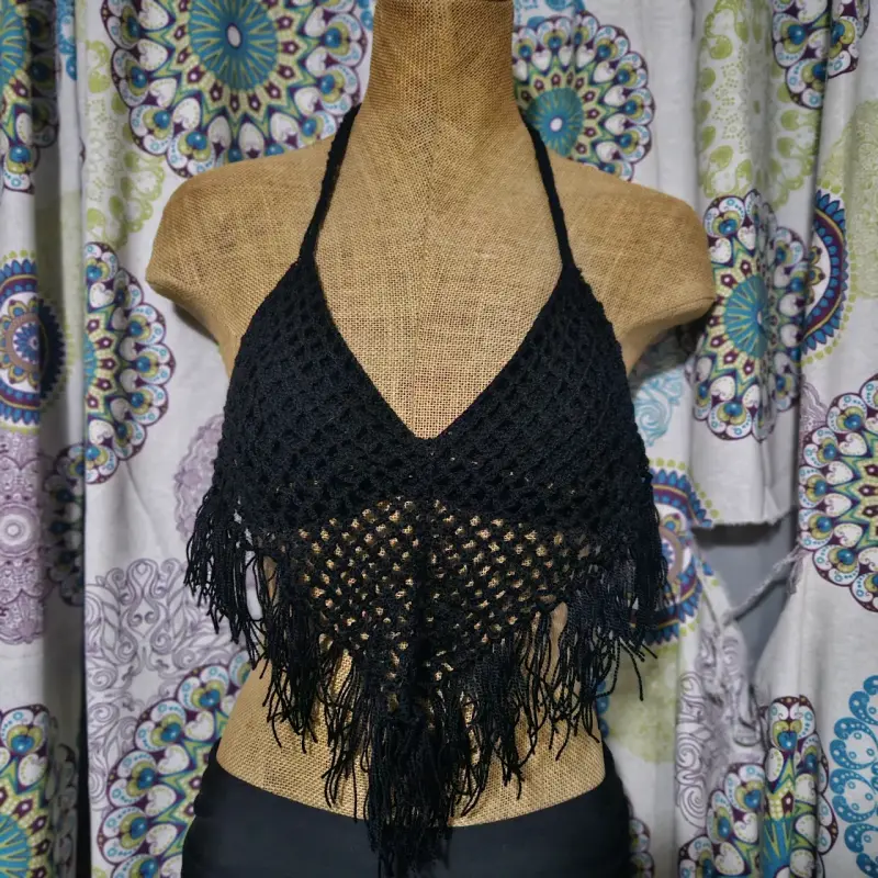 Conjunto tejido polera y top negro con flecos - 3