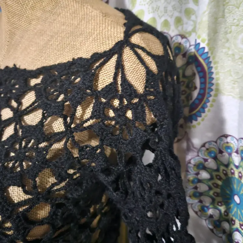 Blusa de encaje negra - 2