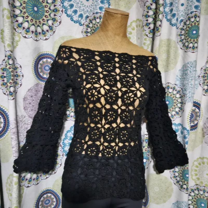 Blusa de encaje negra - 4