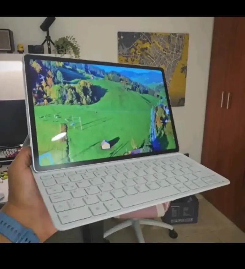Tablet Lenovo IdeaTab Plus 12.1" con teclado - 2