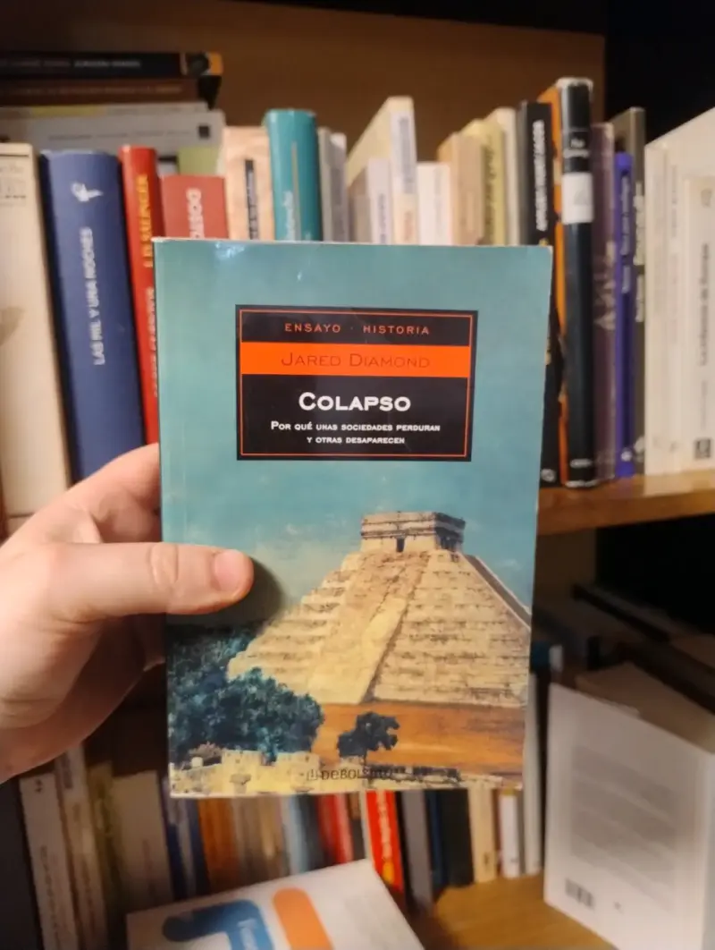 Libro 'Colapso' de Jared Diamond en buen estado - 1