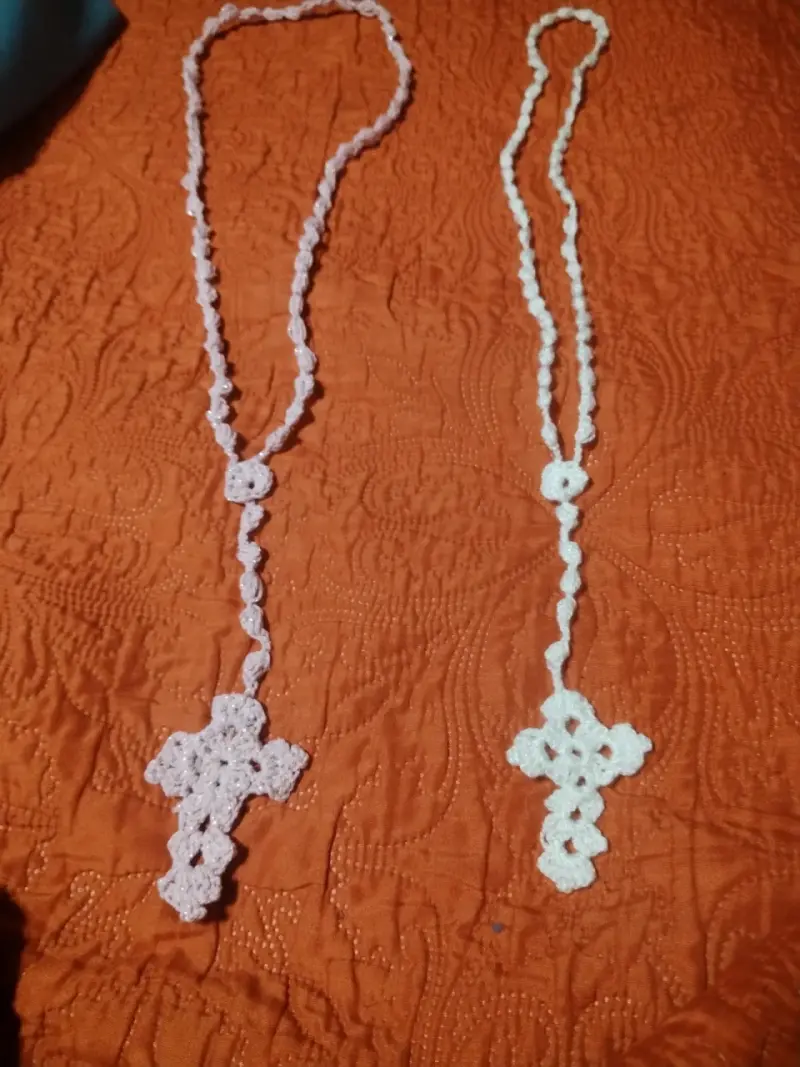 Rosarios tejidos a mano en crochet