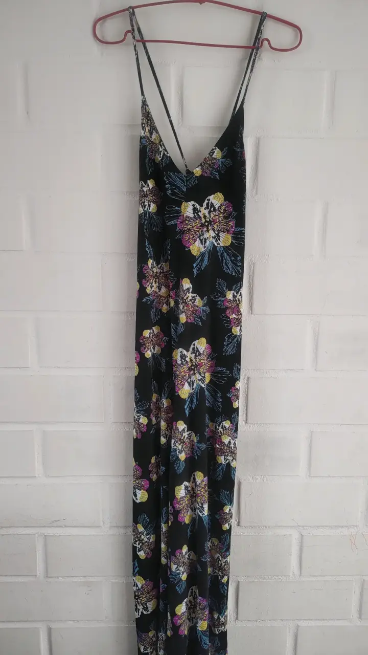 Enterito largo floral marca americanino