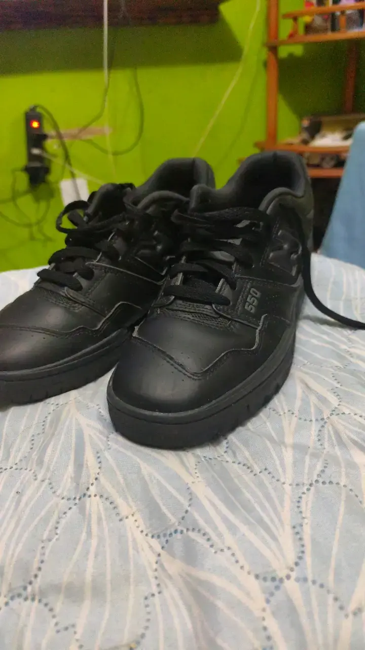 Zapatillas negras New Balance 550 - 1