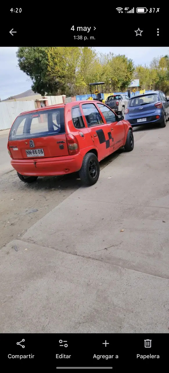 Auto Chevrolet Corsa 5 Puertas Rojo - 4