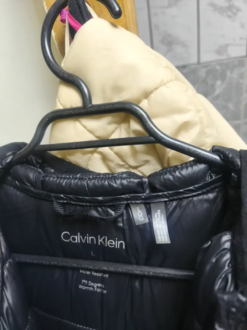 Chaqueta acolchada negra Calvin Klein para hombre - 3