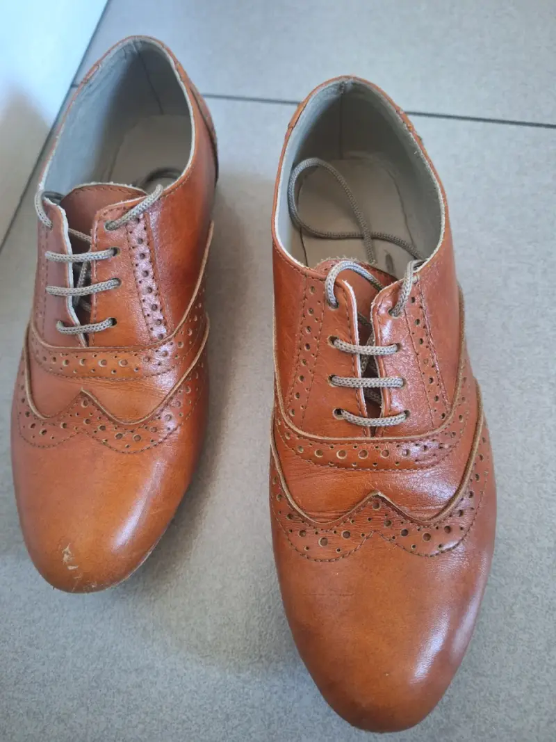 Zapatos de cuero marrón estilo Oxford para hombre - 6