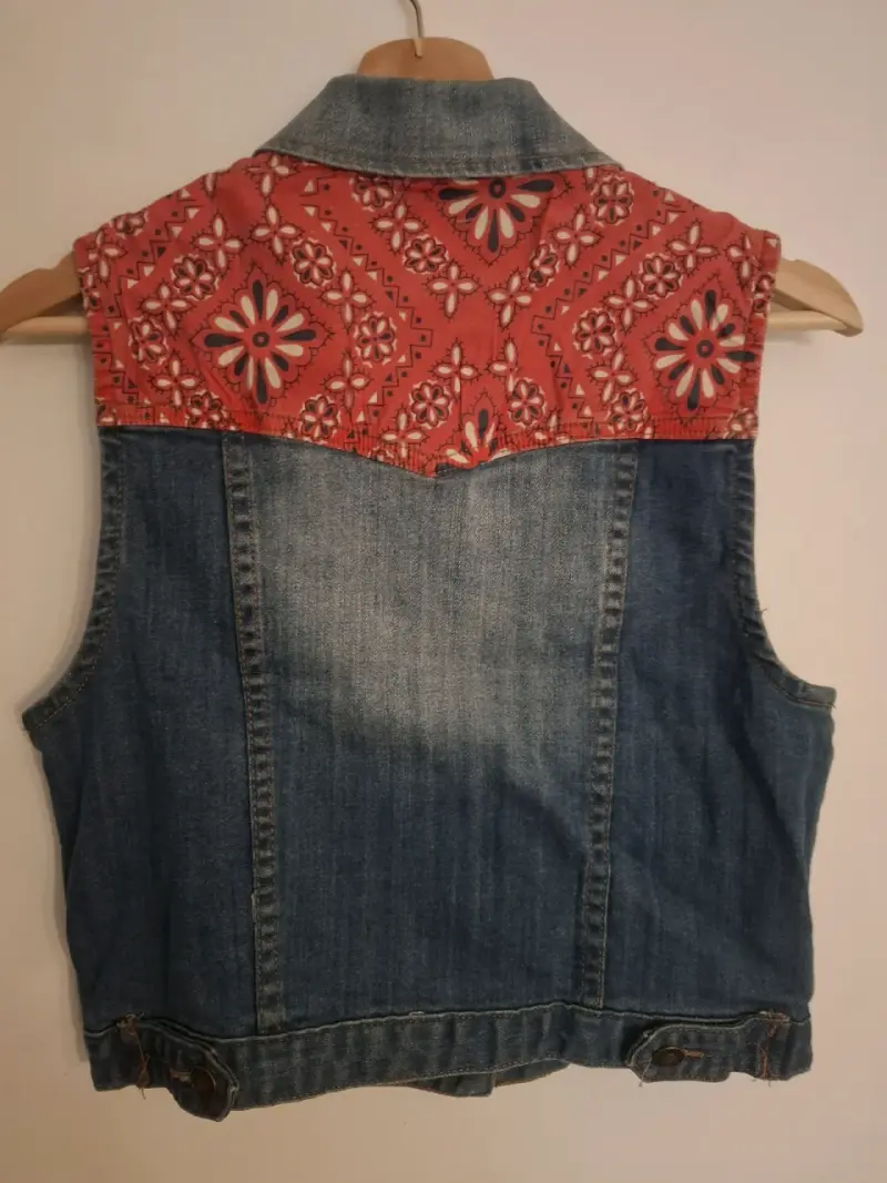 Chaleco de mezclilla sin mangas para mujer - 4