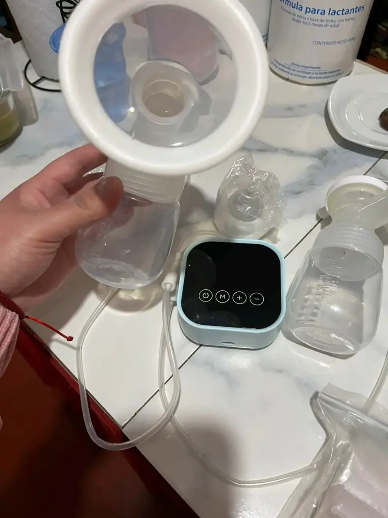 Extractor de Leche Eléctrico con Pantalla LED - 1