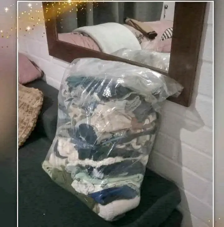 Lote de ropa variada para mujer