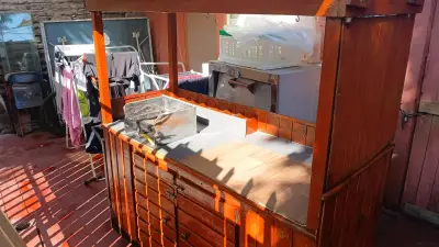 Carro de Madera para Comida Rápida con Techo - miniatura 2