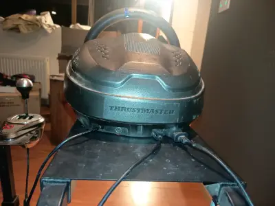 Simulador de carrera Thrustmaster - miniatura 4
