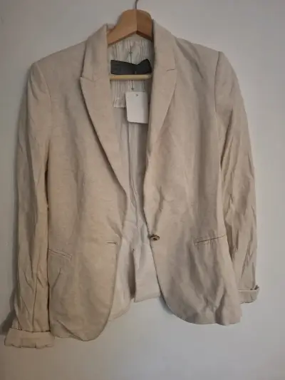 Blazer Beige para Mujer en Buen Estado - miniatura 2