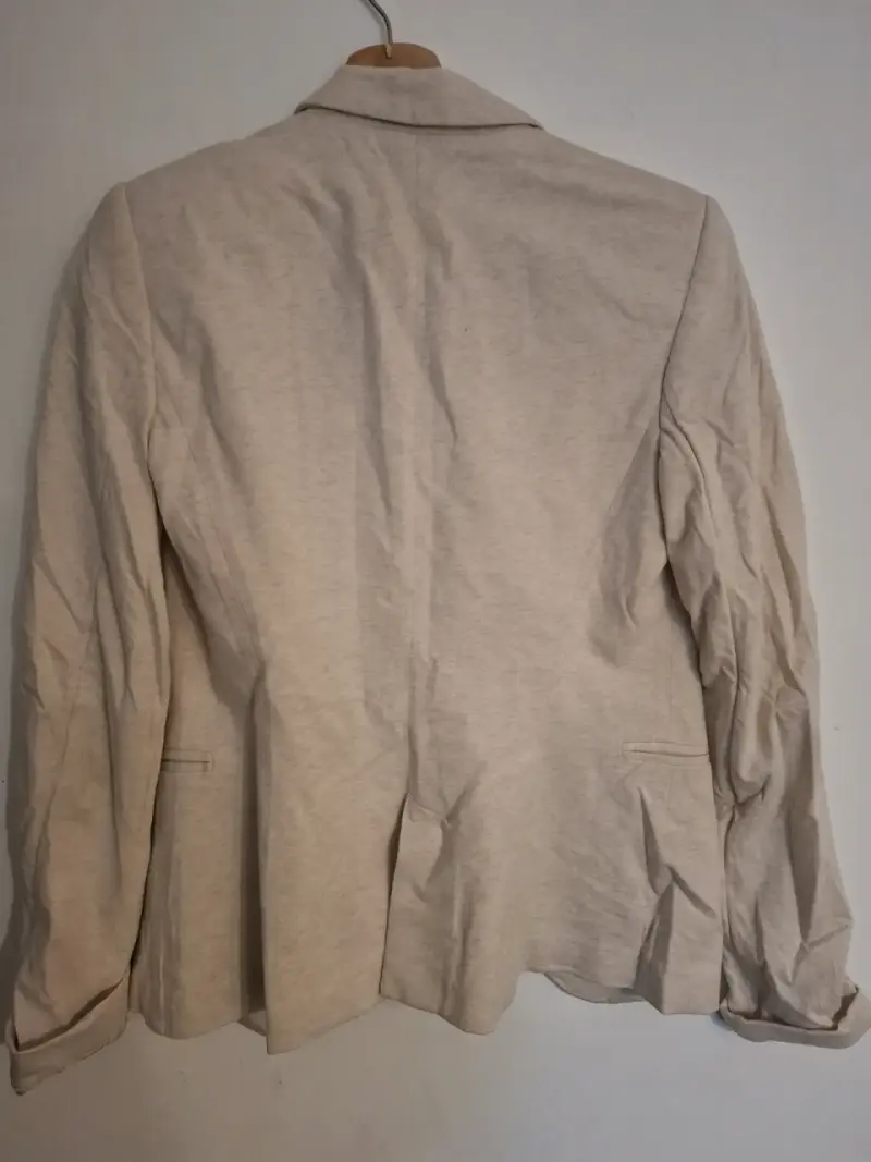 Blazer Beige para Mujer en Buen Estado - 3