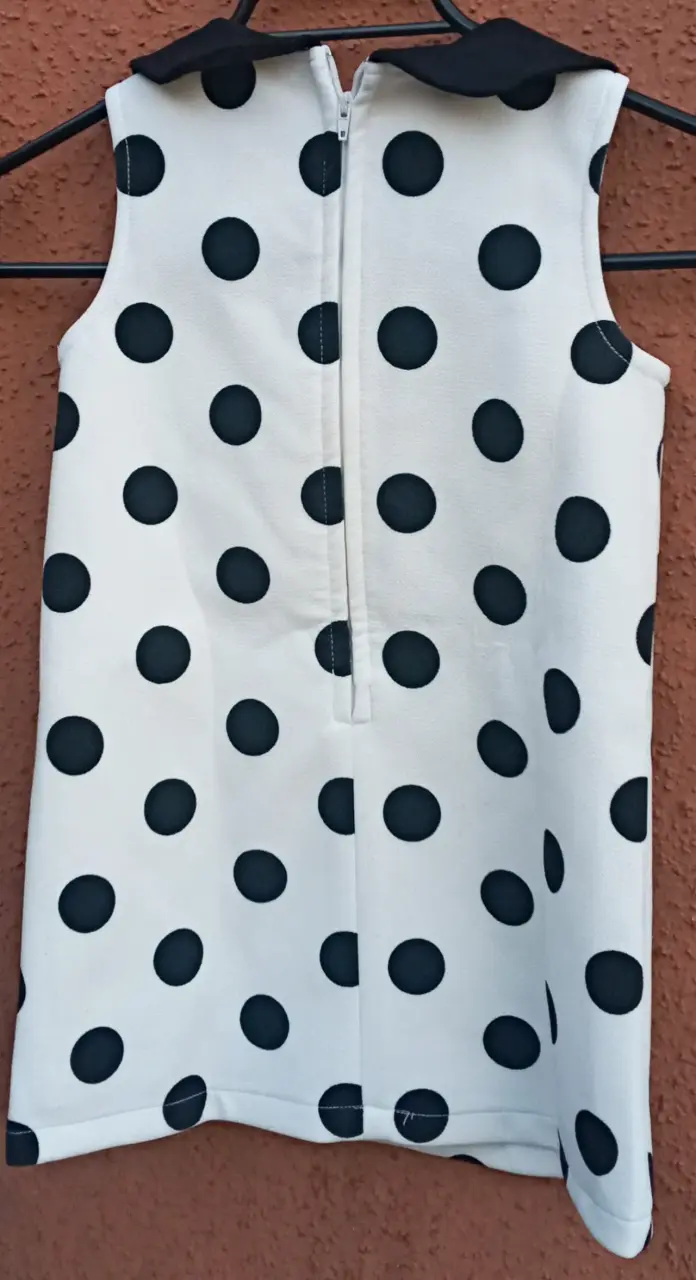 Vestido de niña con lunares talla 4 - 5