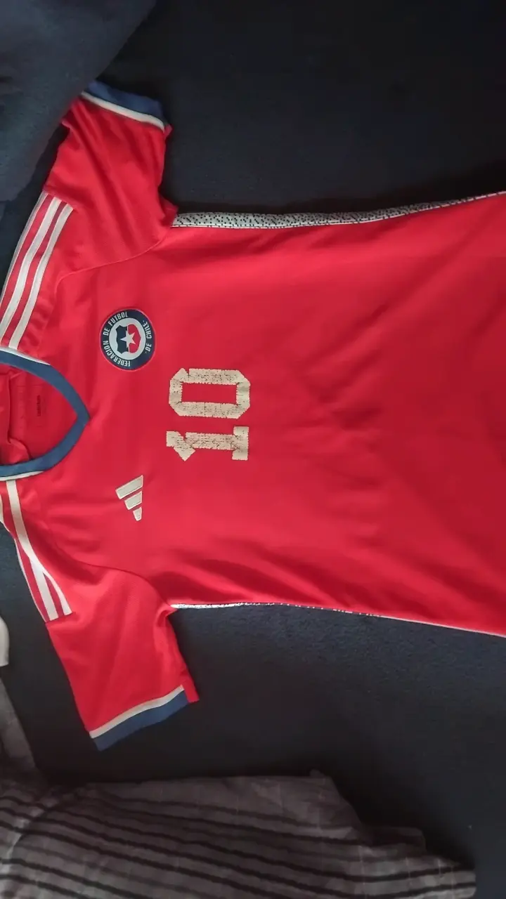 Camiseta Roja Selección Chile Adidas Número 10 - 1