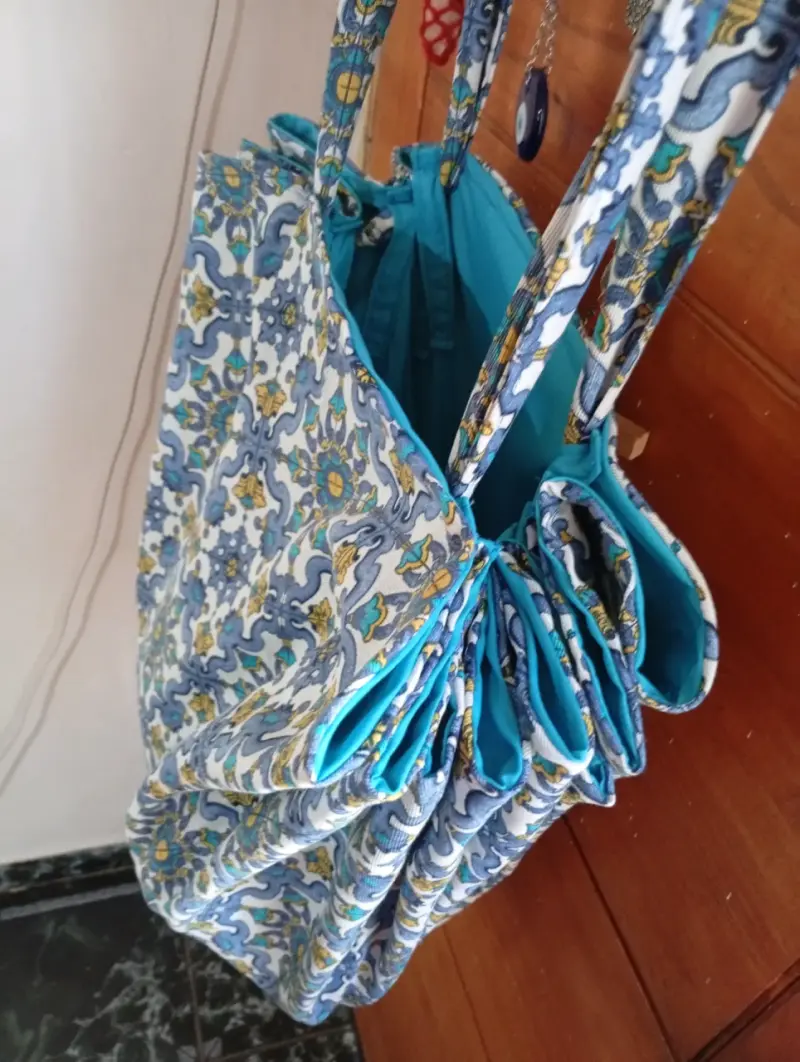 Bolso de tela azul con estampado confección propia - 4