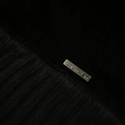 Suéter negro Calvin Klein con cierre Talla XL - miniatura 2