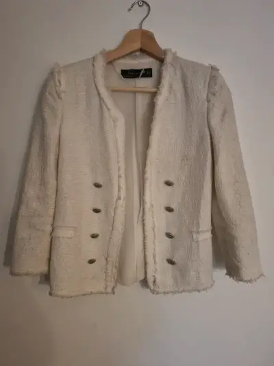 Chaqueta de mujer Zara blanca elegante - miniatura 1