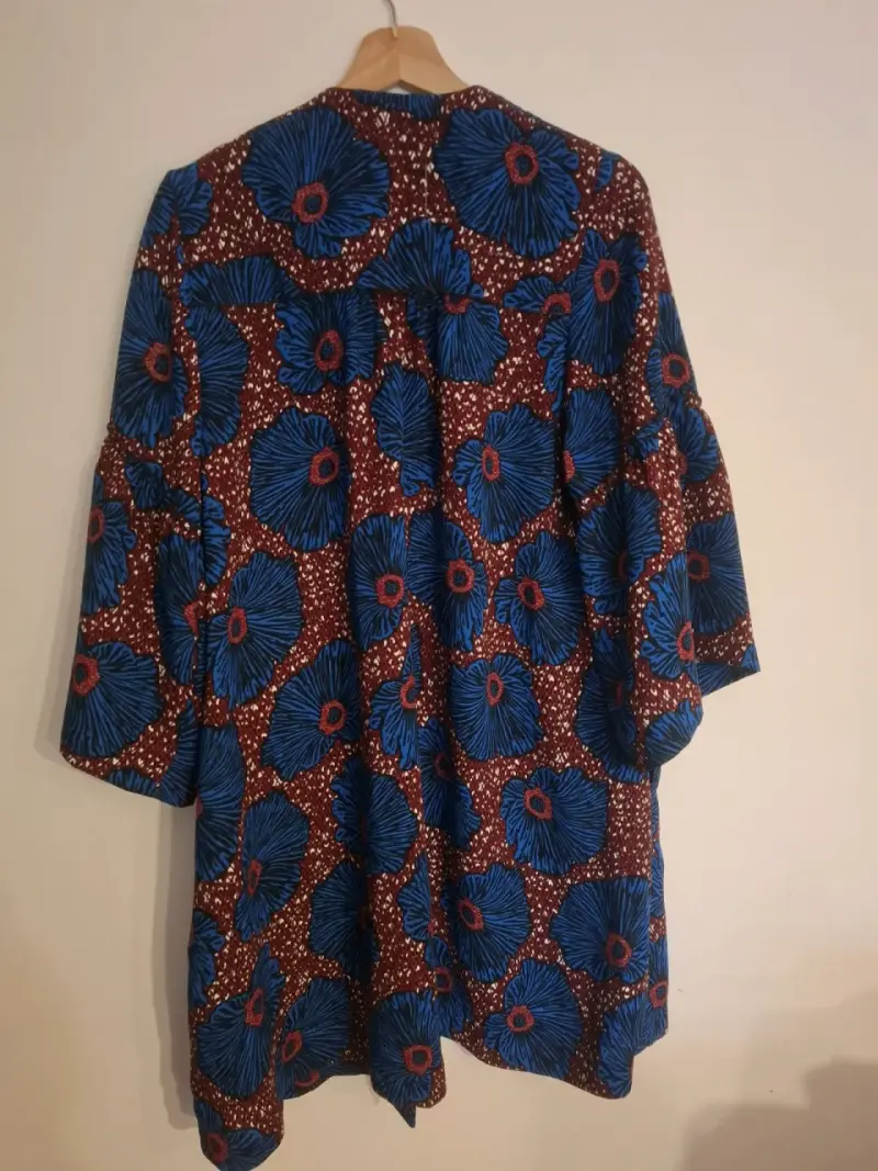 Kimono estampado floral azul y rojo - 3