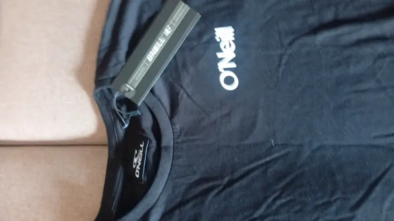 Polera negra O'Neill para hombre - 2