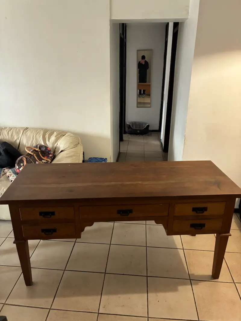 Escritorio de madera con cajones vintage - 4